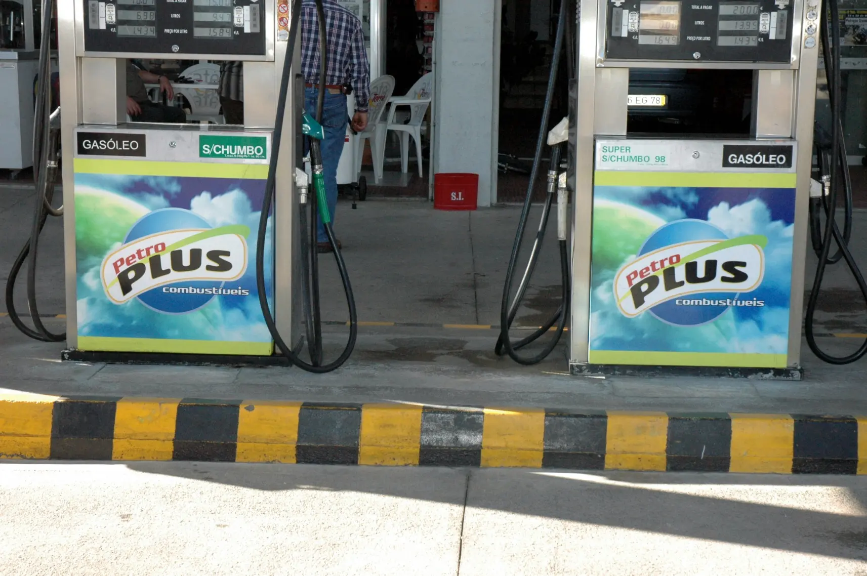 Petro Plus 02